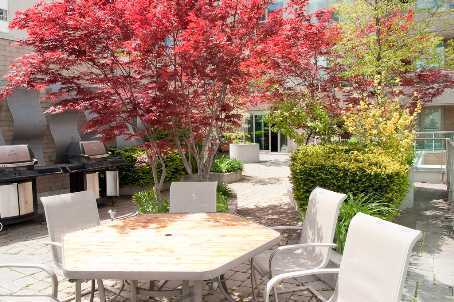 70 Alexander Street, Toronto, ON M4Y 3B6 — photo 3