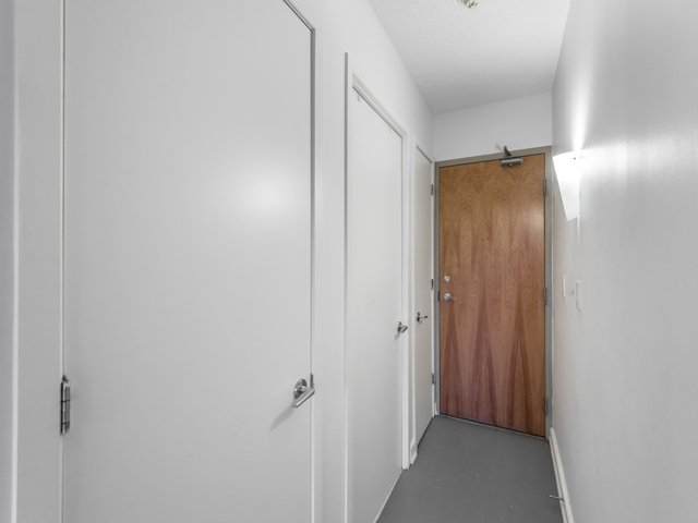 350 Wellington Street West, Suite 306, Toronto, ON M5V 3W9 — photo 2