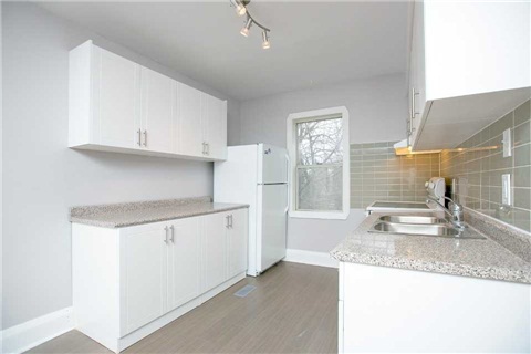 79 Dentonia Park Avenue, Upper Floor, Toronto, ON M4C 1X1 — photo 3