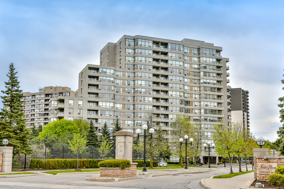11 Townsgate Drive, Suite 1005, Vaughan, ON L4J 8A4 — photo 1
