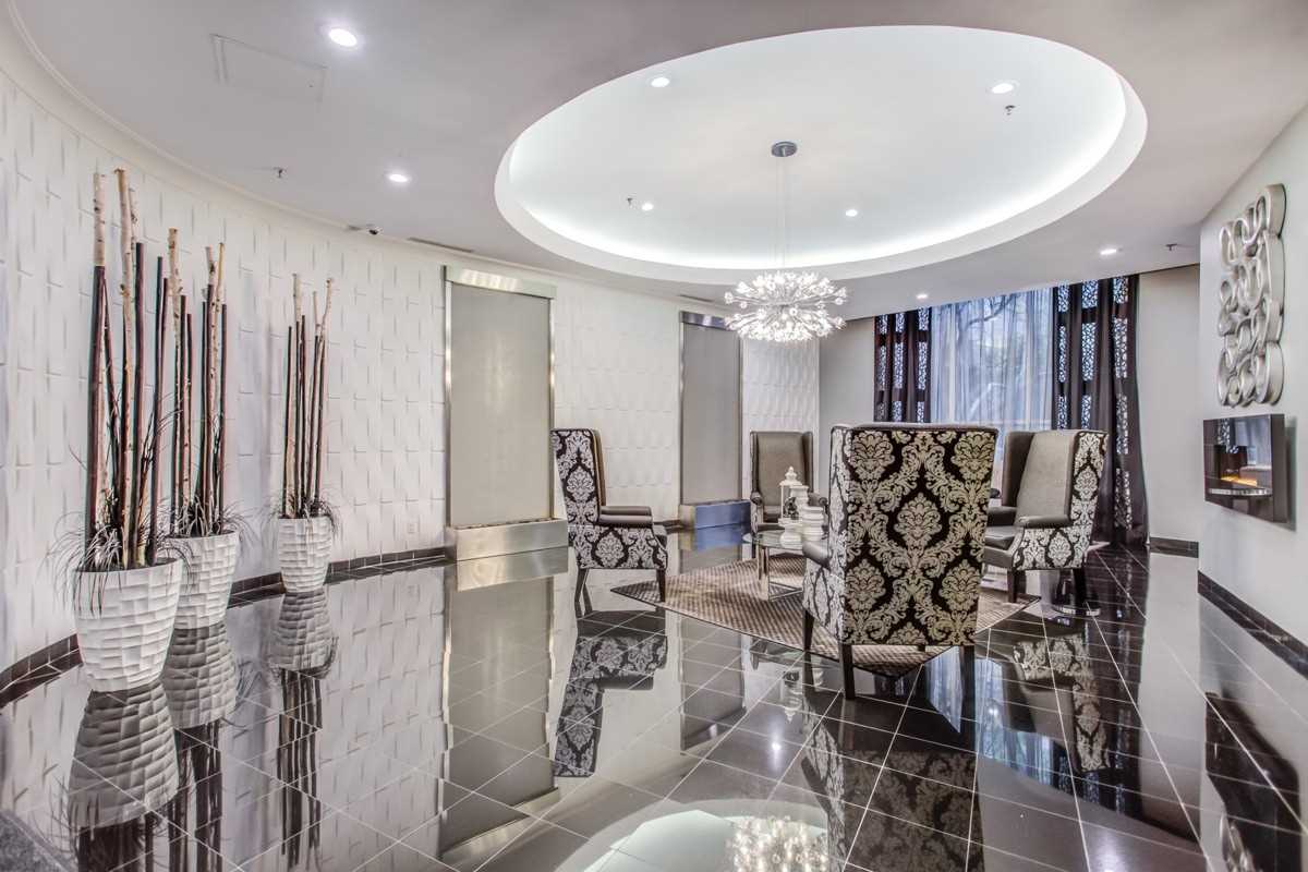 7 Carlton Street, Suite 1611, Toronto, ON M5B 2M3 — photo 2