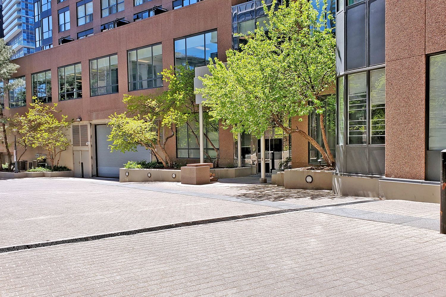 7 Carlton Street, Suite 1714, Toronto, ON M5B 2M3 — photo 3