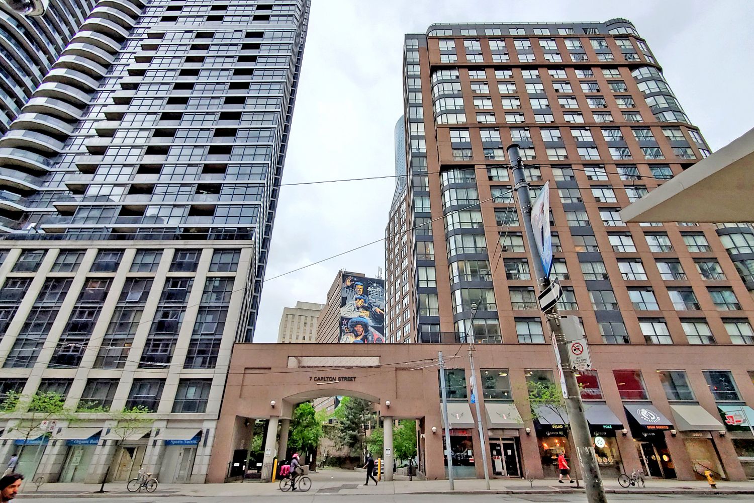 7 Carlton Street, Suite 1011, Toronto, ON M5B 2M3 — photo 1