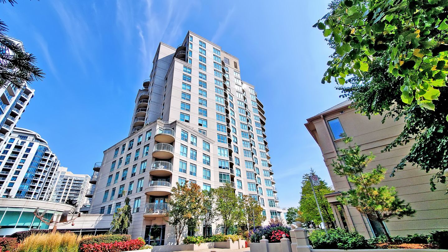 2111 Lakeshore Blvd. West Suite 1512, Toronto, ON M8V 4B2 — photo 1