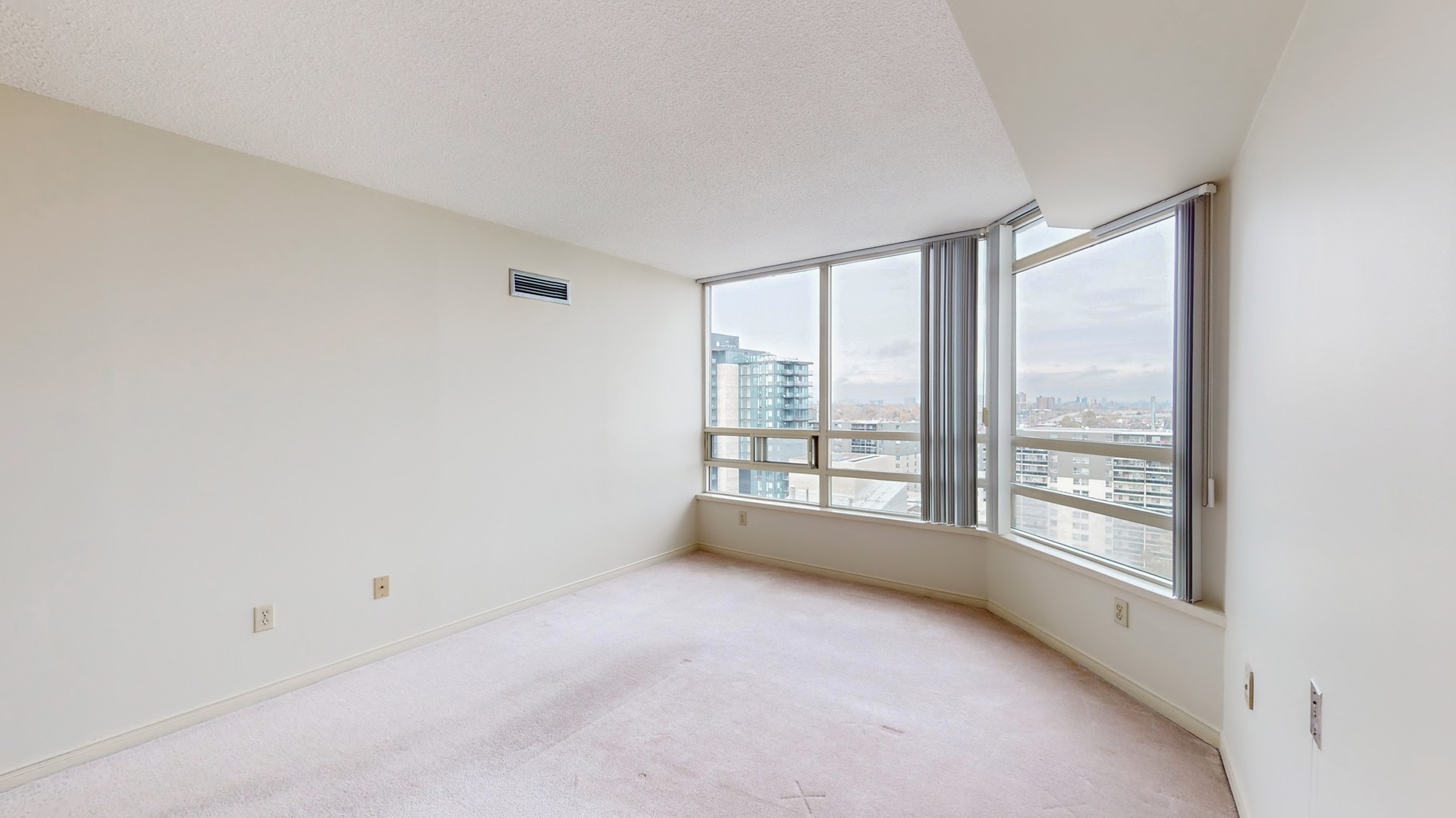 75 King Street East suite 1709, Mississauga, ON L5A 4G5 — photo 1