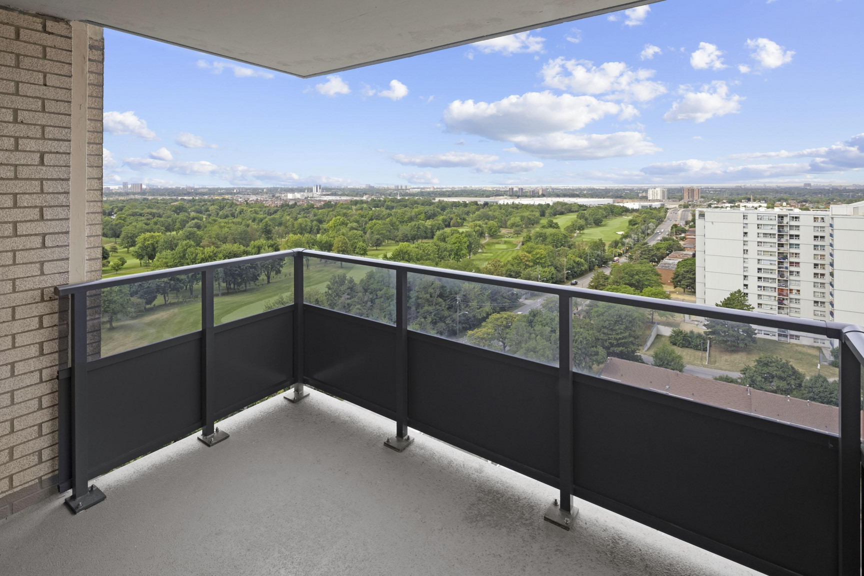 Oakview Heights - Photo 2