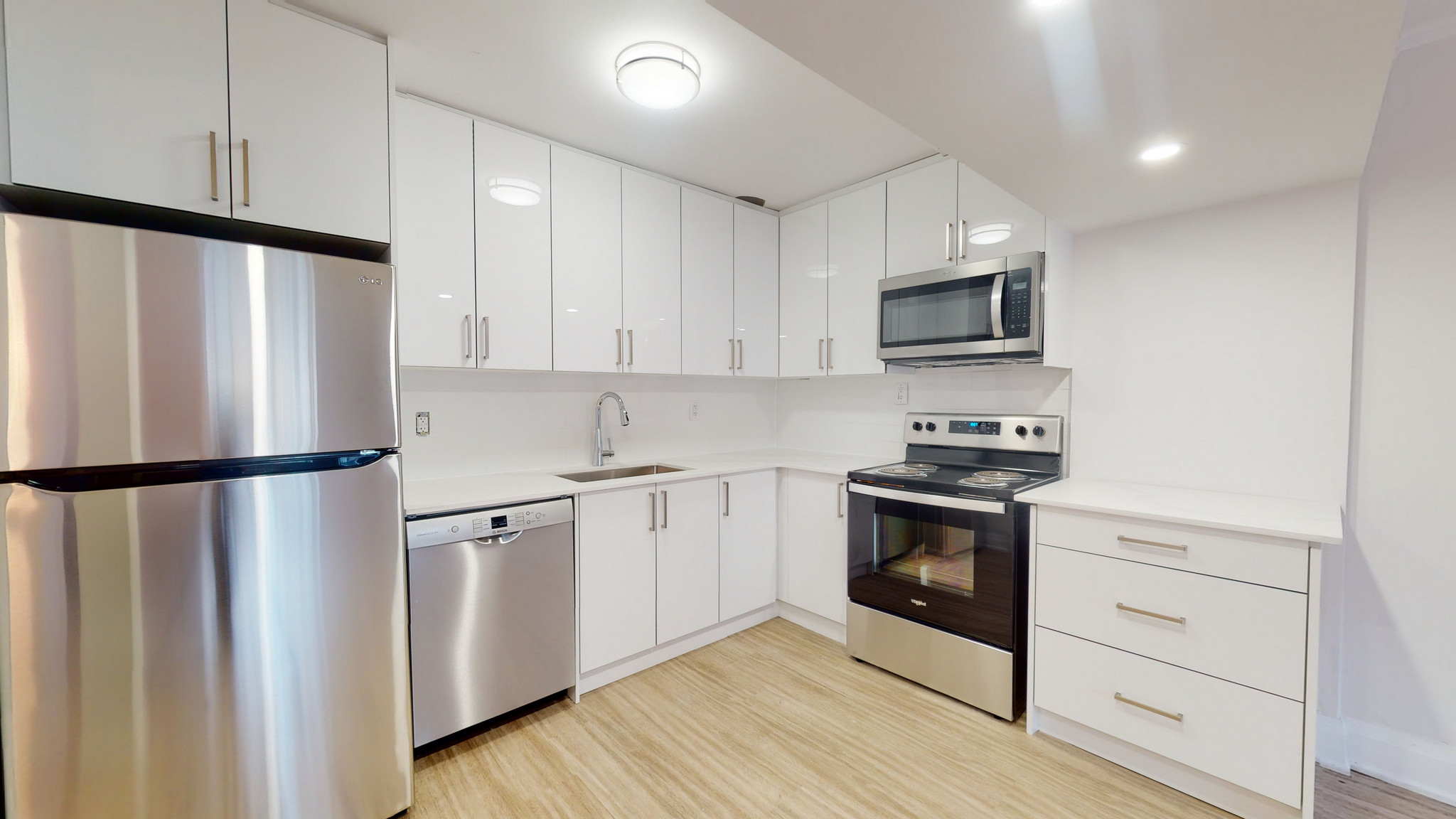 316-320 Lonsdale  - Photo 39