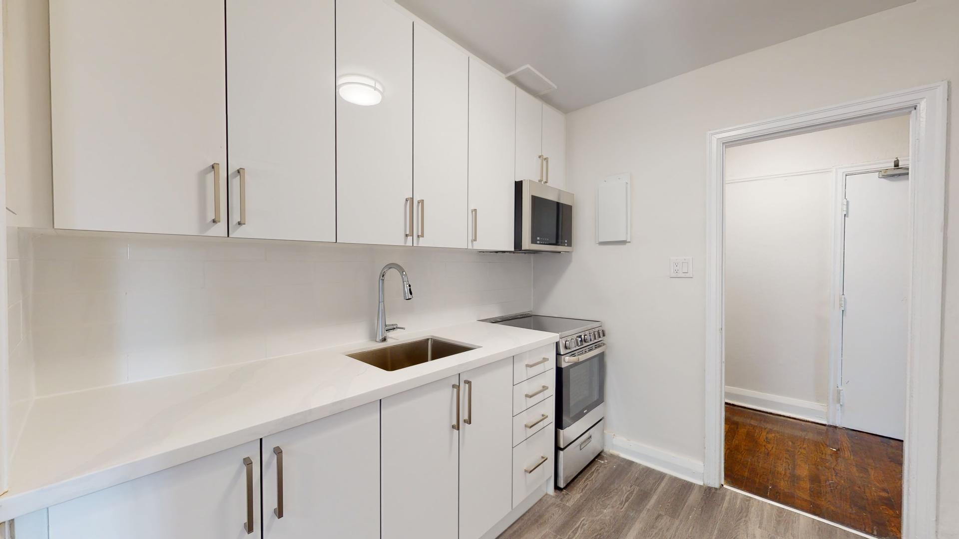 316-320 Lonsdale  - Photo 35