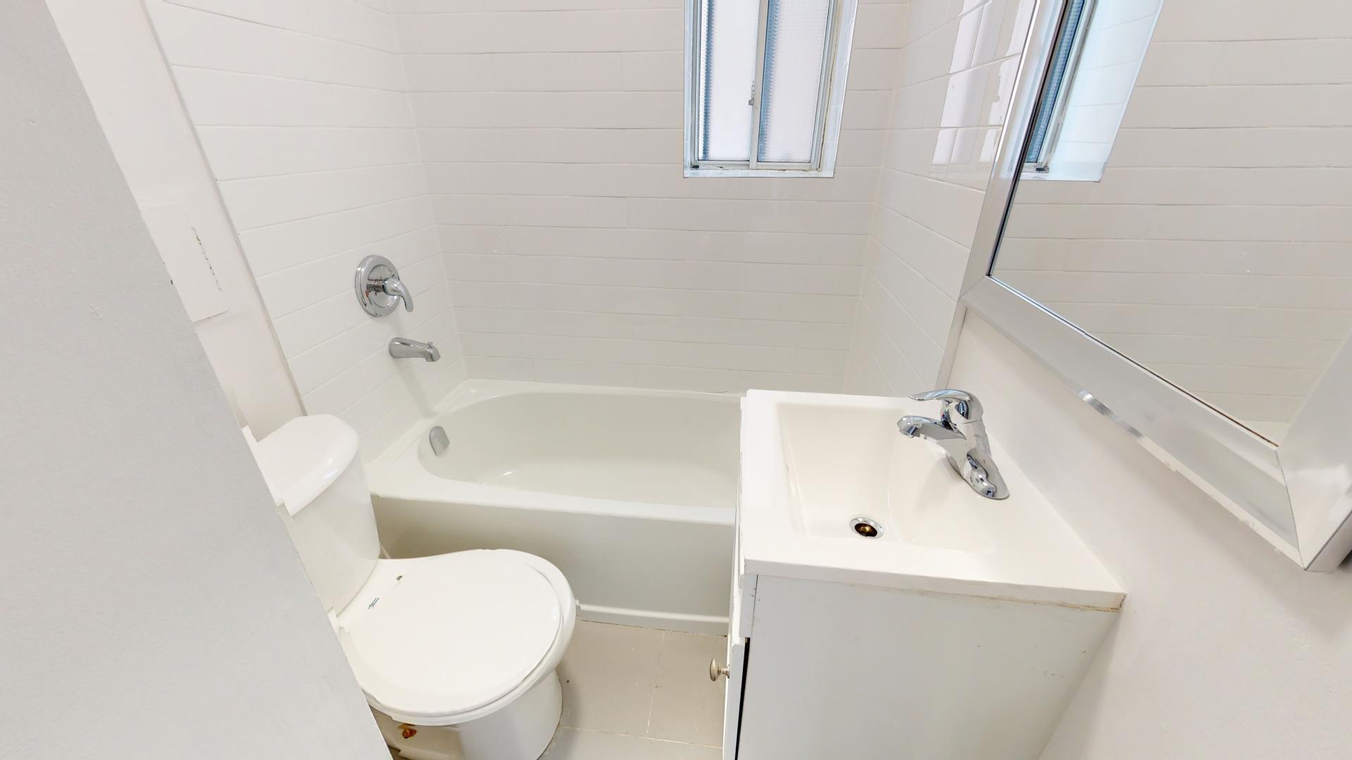 316-320 Lonsdale  - Photo 21