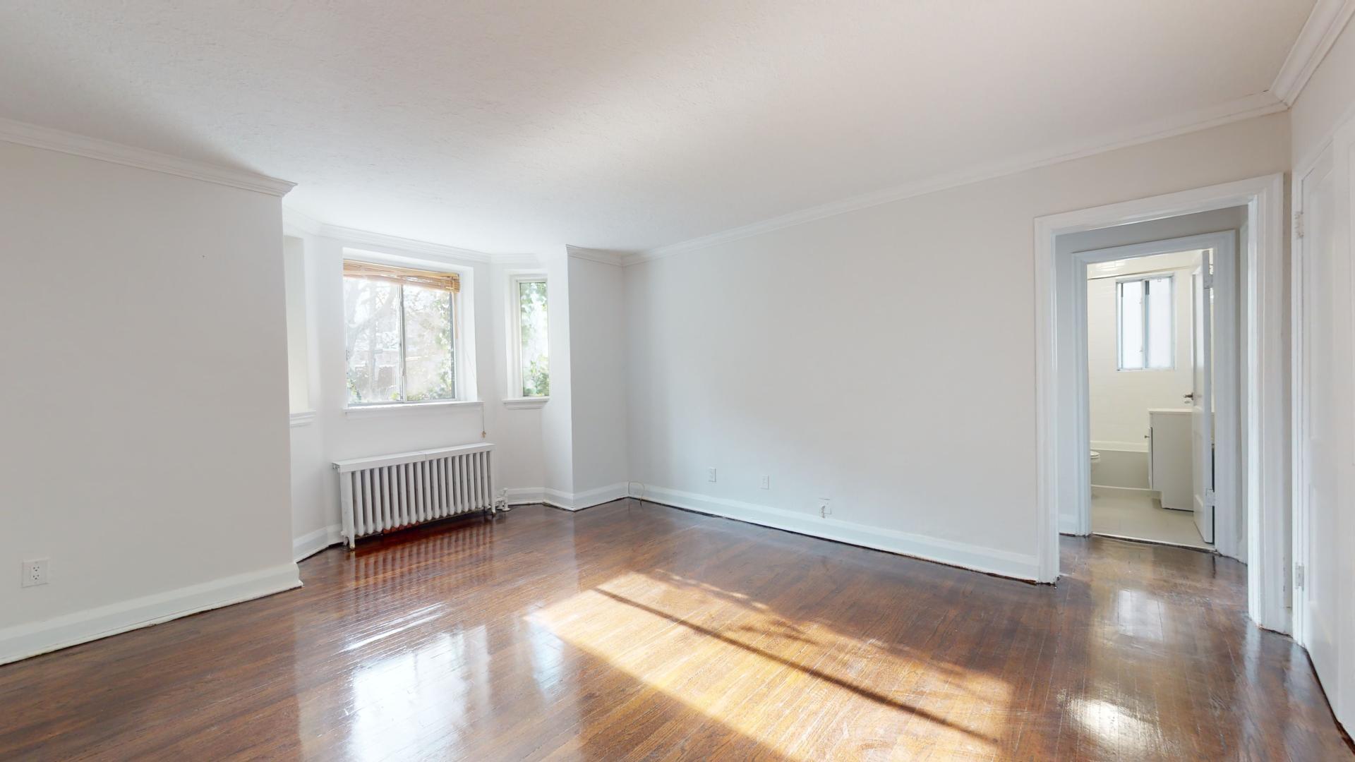 316-320 Lonsdale  - Photo 7