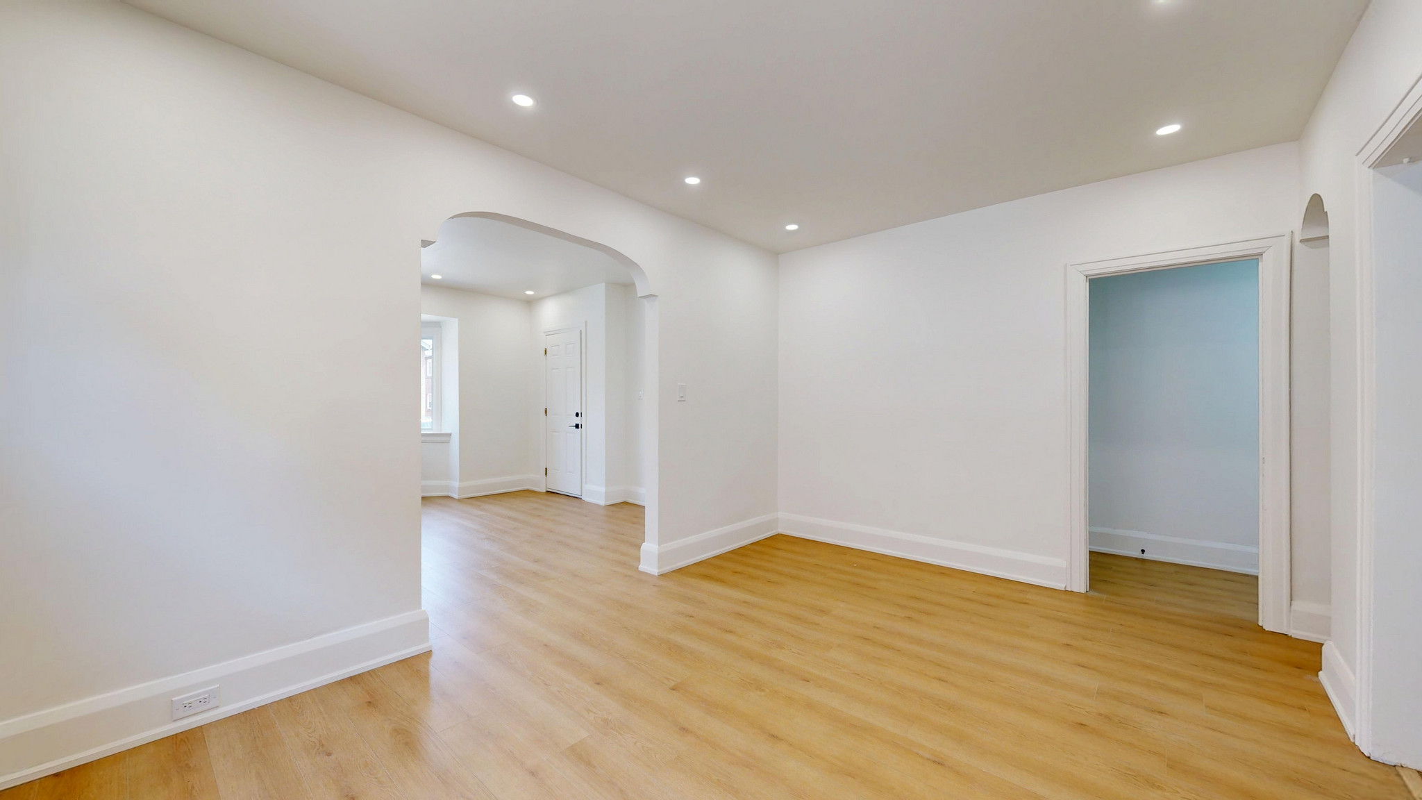 1214-1216 Avenue Road - Photo 50