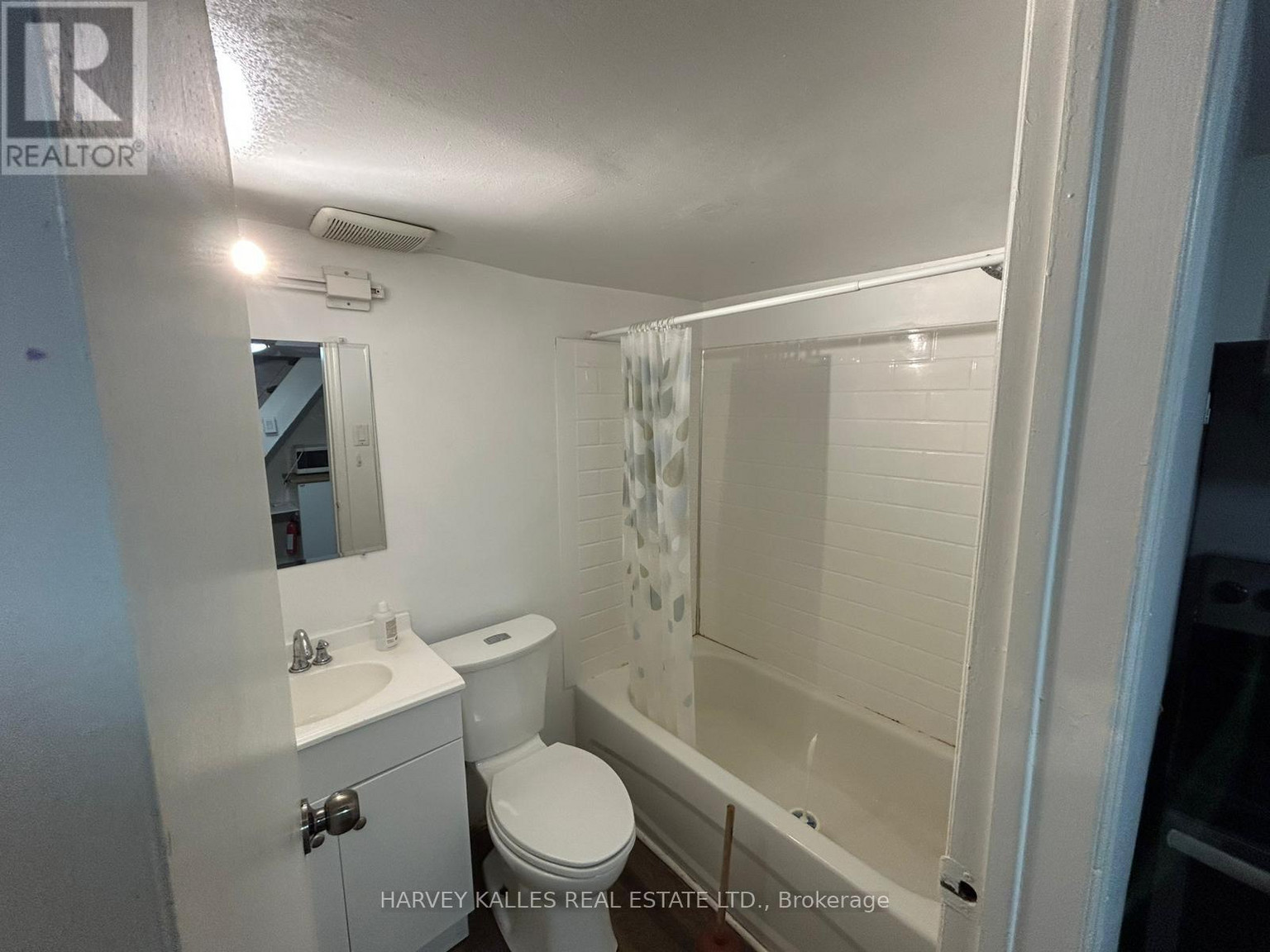 1098 Bathurst Street - Photo 6