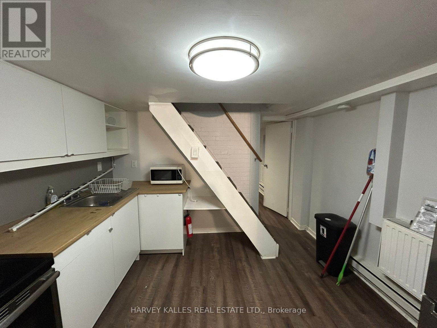 1098 Bathurst Street - Photo 4