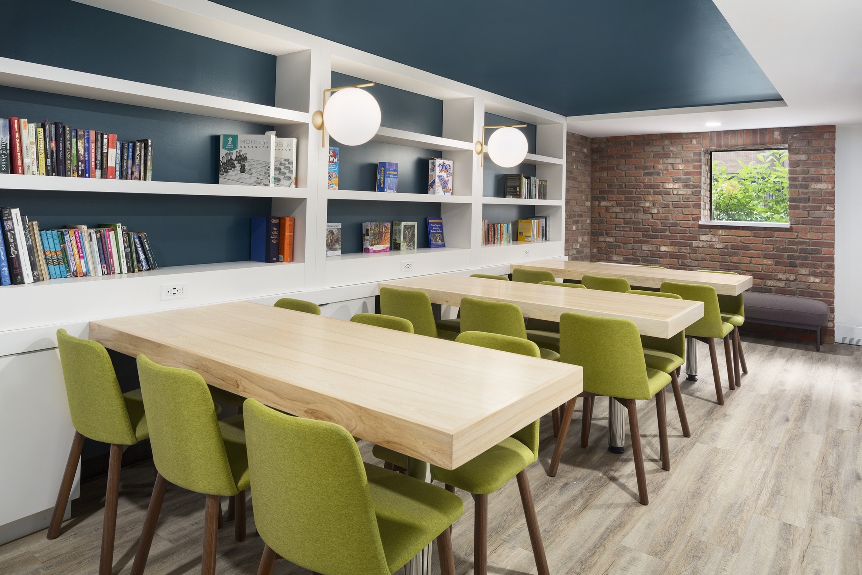 Royal View Apartments - Photo 5
