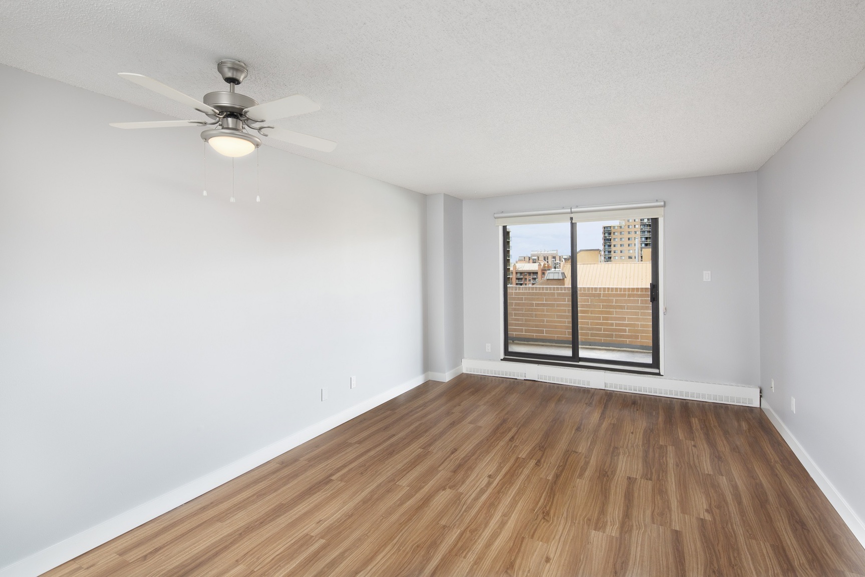 Royal View Apartments - Photo 13