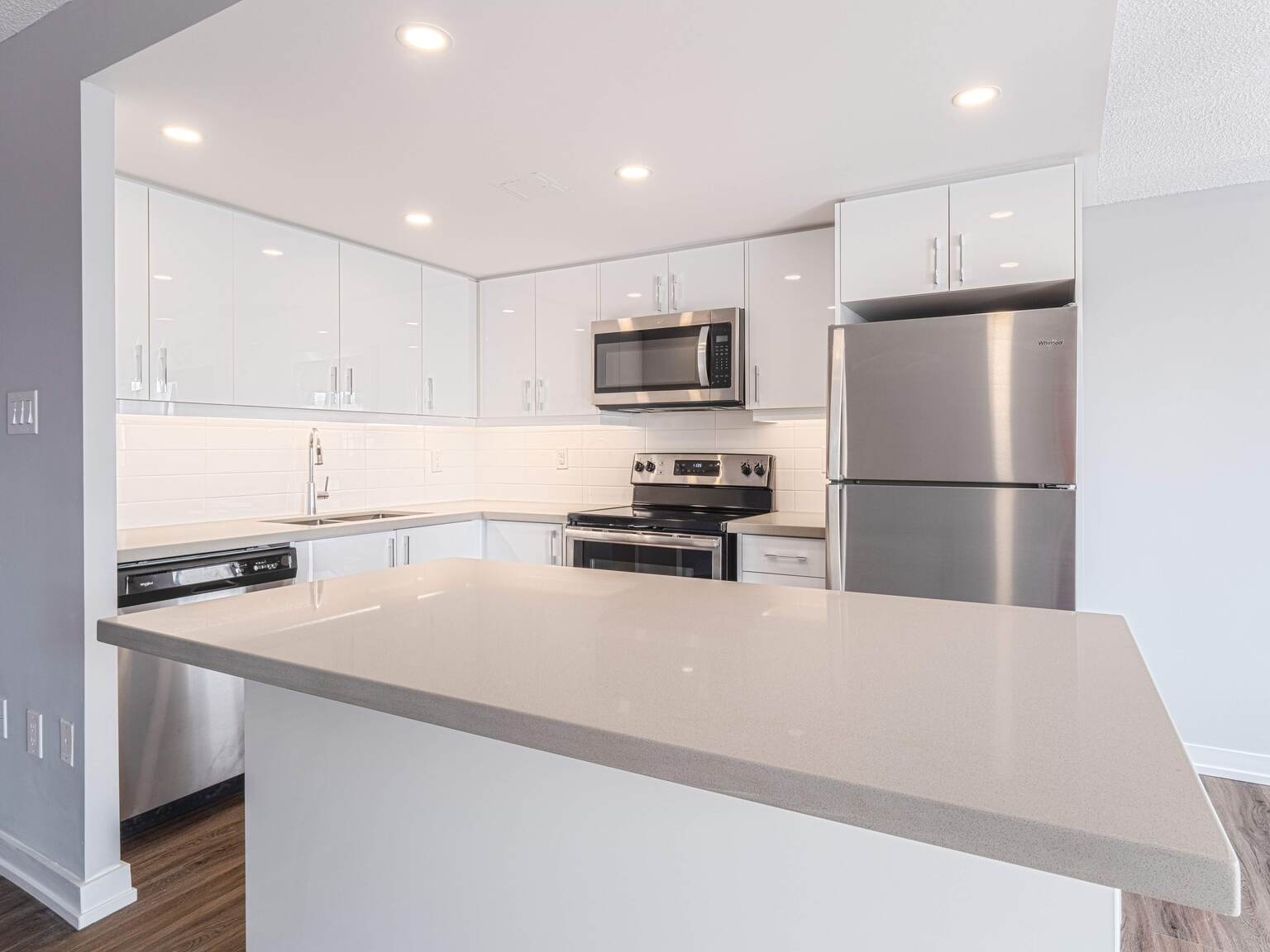 Mississauga Place - Photo 16