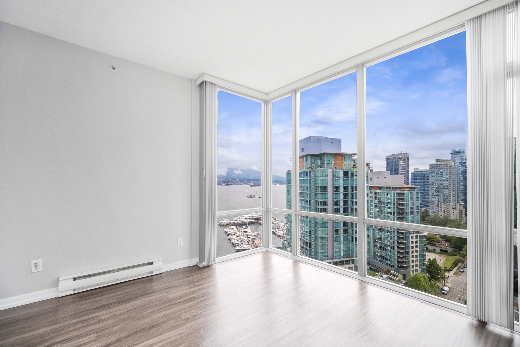 Bayview at Coal Harbour - Photo 9