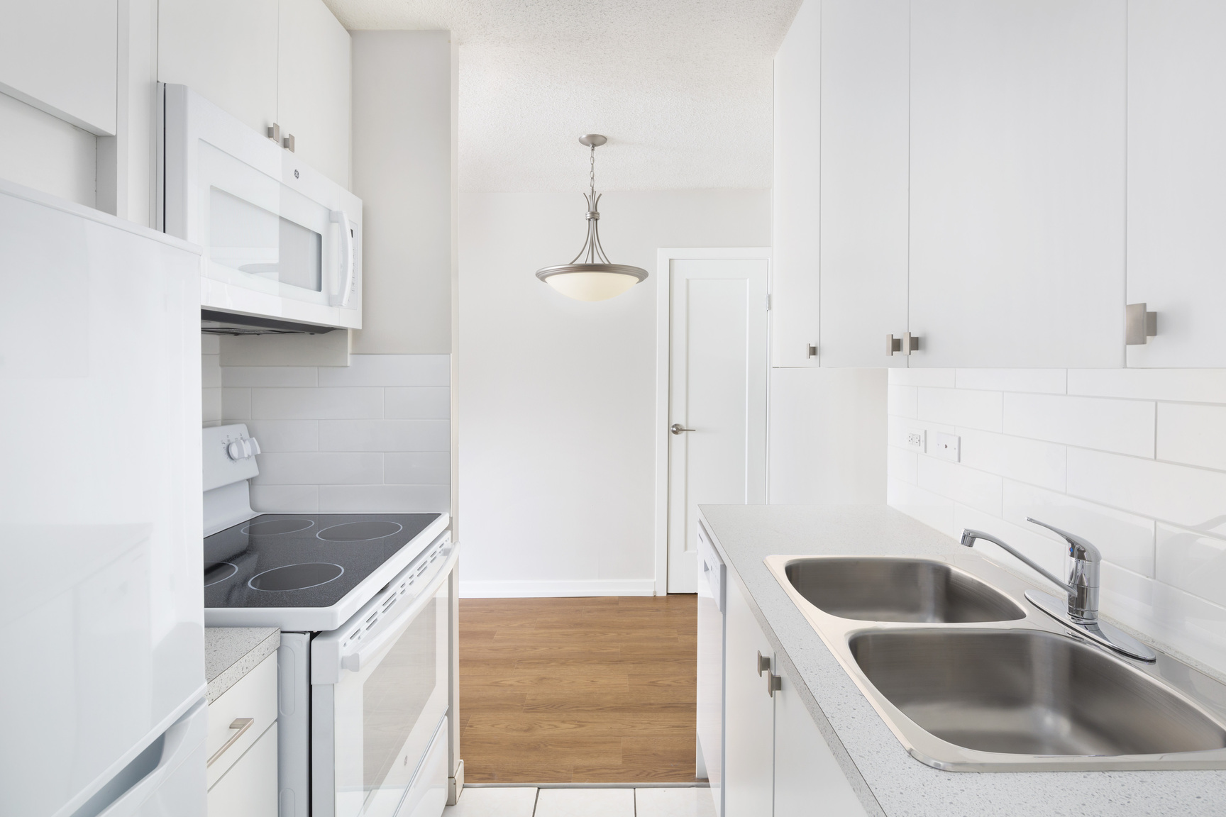 Calgary Place Apartments - Photo 4