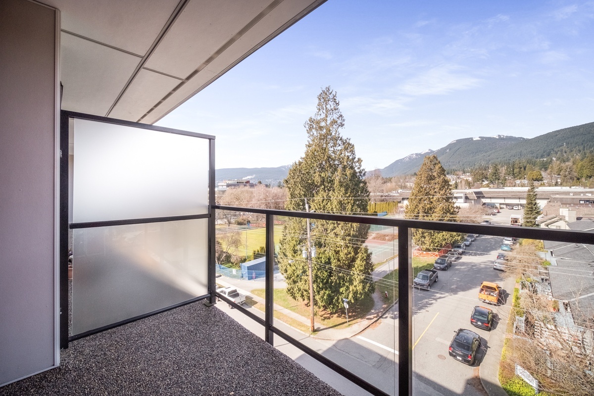 Sundance Apartments - Photo 5