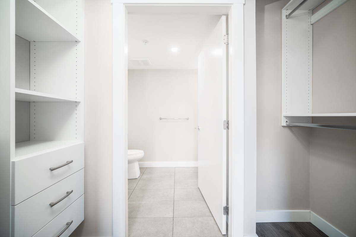 Sundance Apartments - Photo 10