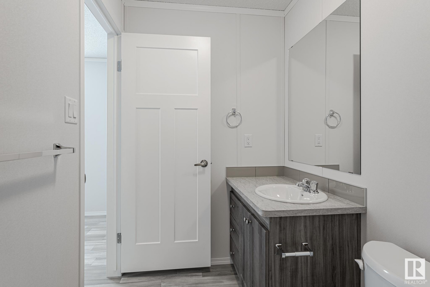 Parkland Village - Photo 10