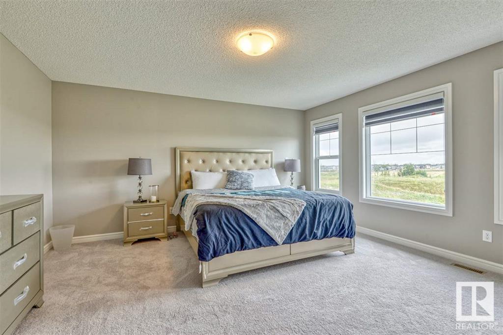  16343 18 Avenue Southwest - One Room in a shared house - Photo 30