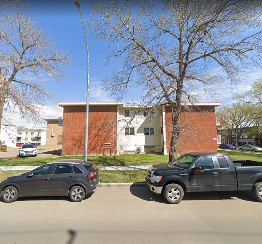 10604 114 St NW, Edmonton, AB T5H 3J9, Canada - Photo 2