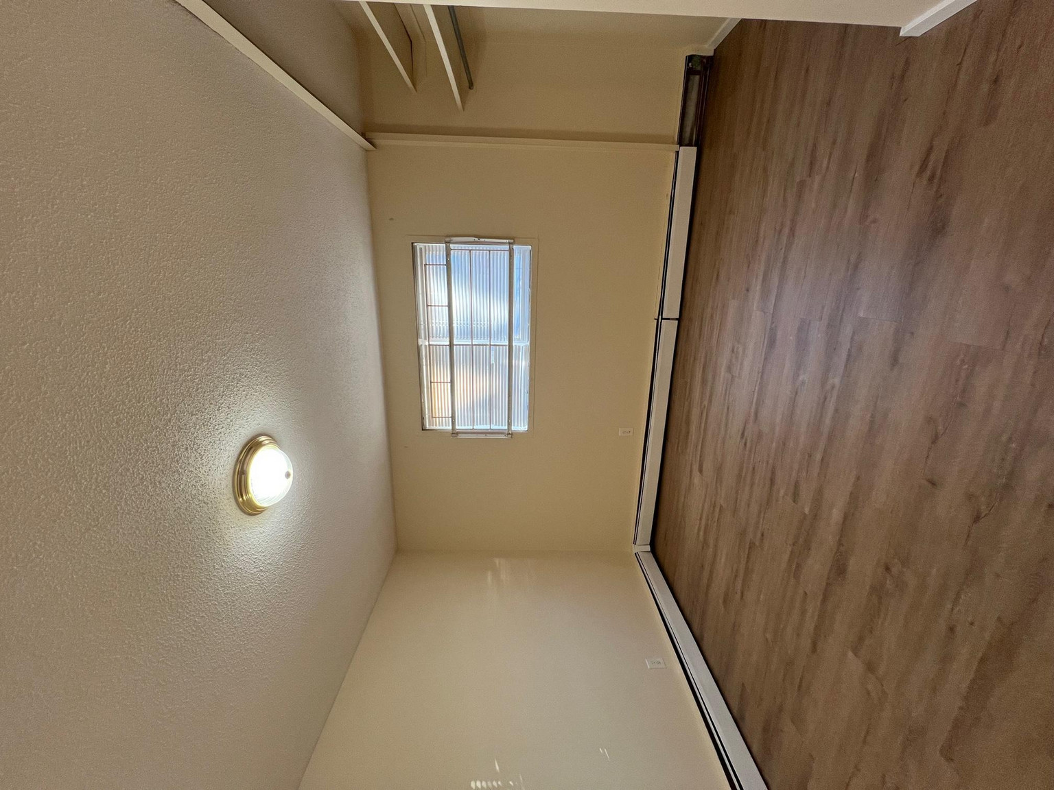 10604 114 St NW, Edmonton, AB T5H 3J9, Canada - Photo 7