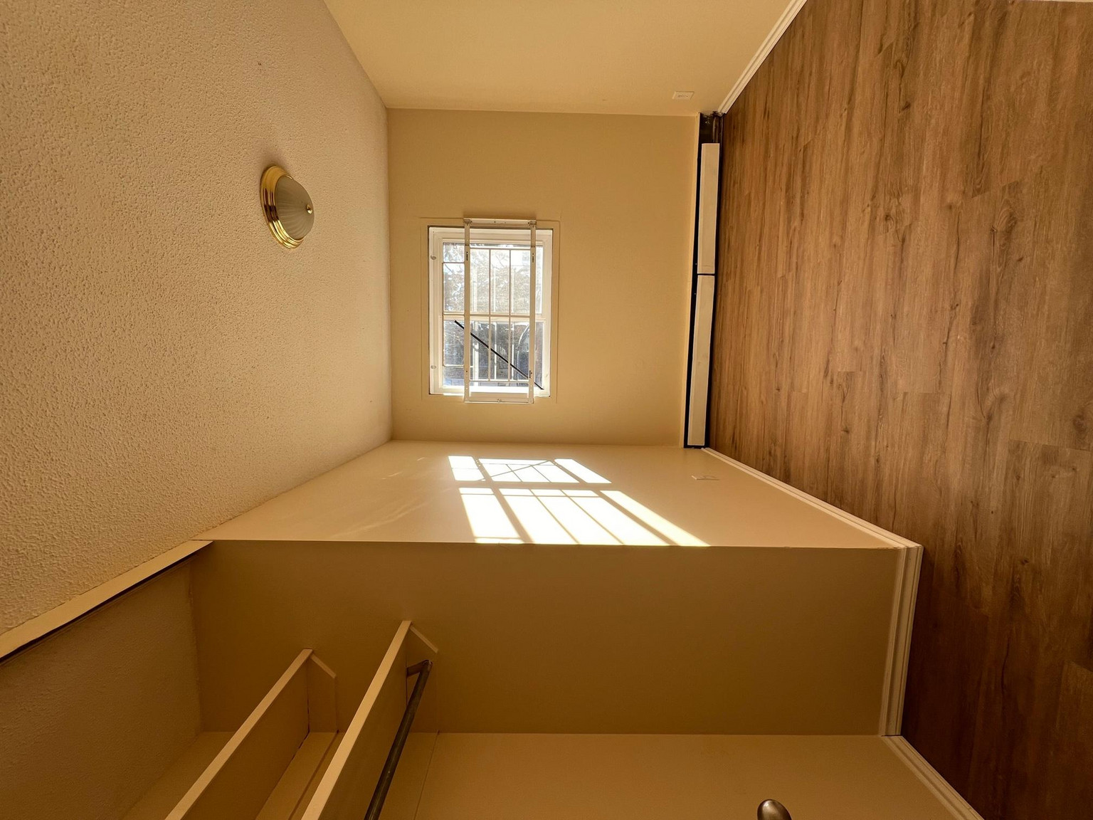 10604 114 St NW, Edmonton, AB T5H 3J9, Canada - Photo 12