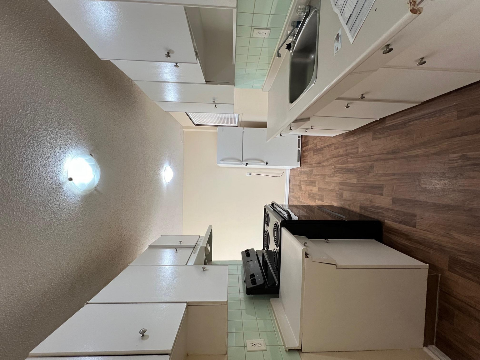 10604 114 St NW, Edmonton, AB T5H 3J9, Canada - Photo 16