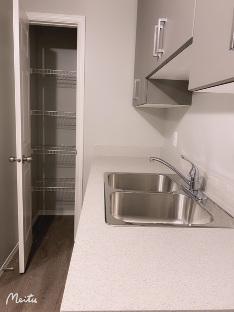 BSMT 2107 Graydon Hill Cres SW - Photo 8