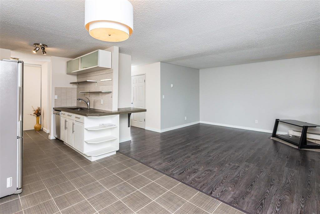 2545 116 ST NW Unit 300 - Photo 18