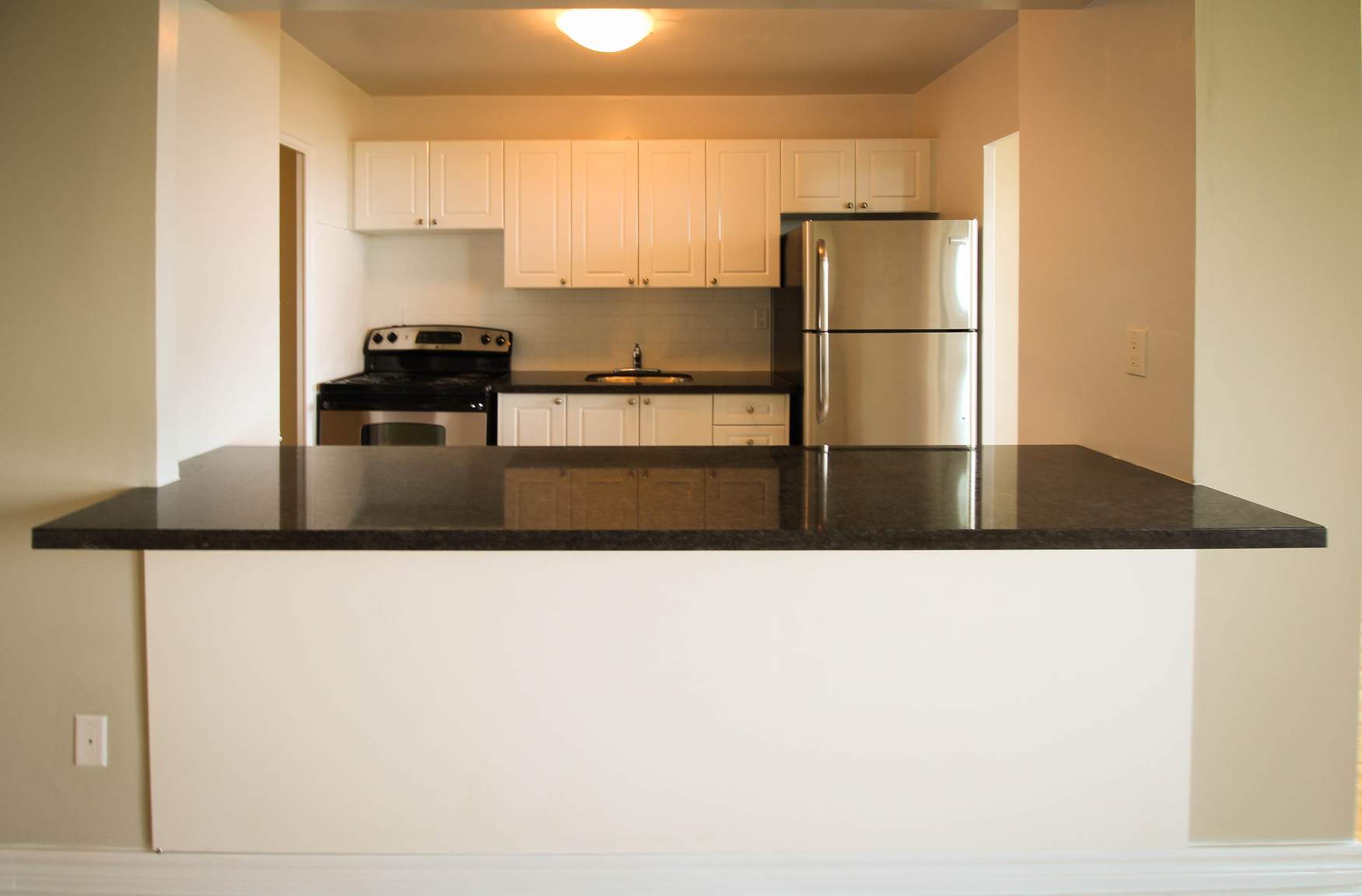 90 Cordova Ave - Photo 13