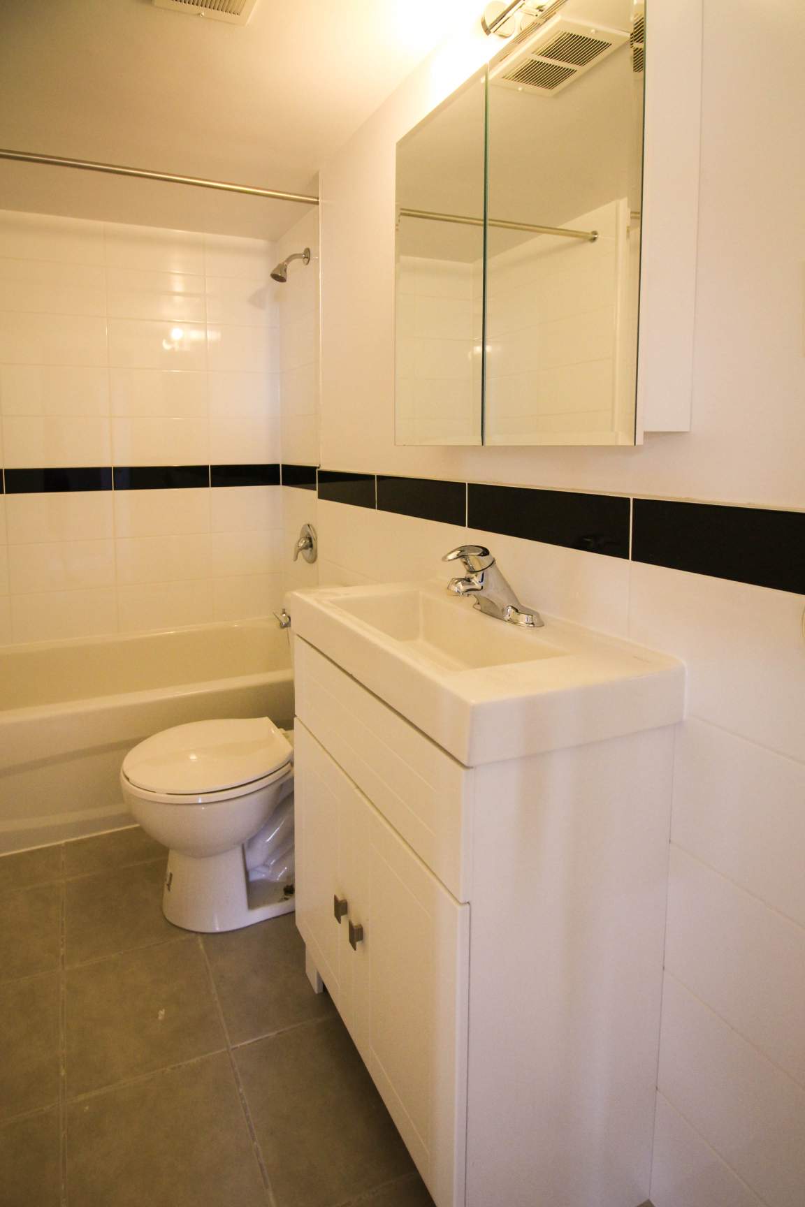 1840 Bloor St E - Photo 5