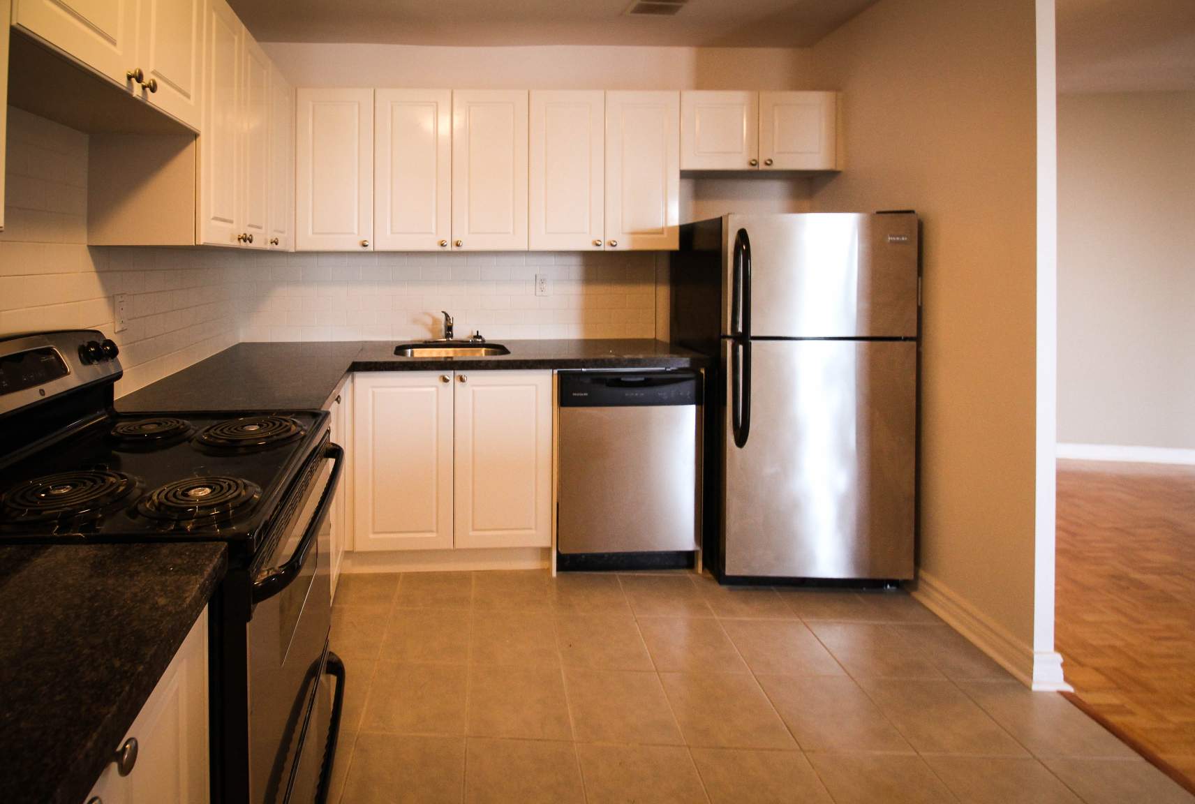 1840 Bloor St E - Photo 4