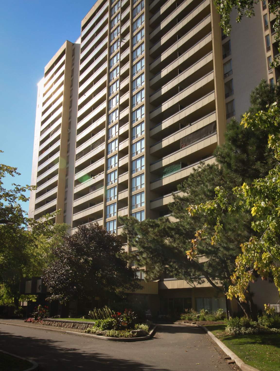 Maplegrove Apartments - Photo 7
