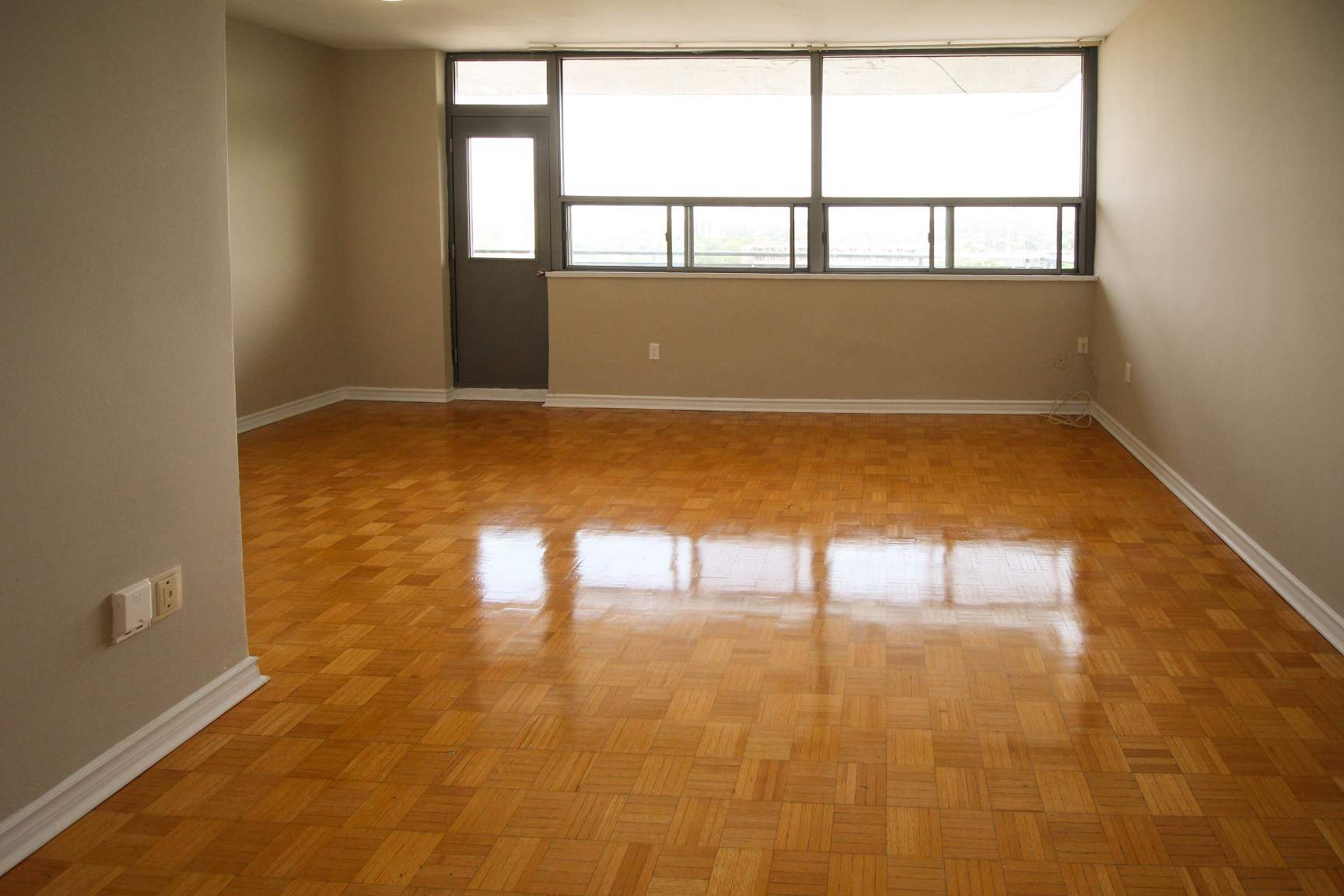 Imperial Towers - 90 Tyndall - Photo 4