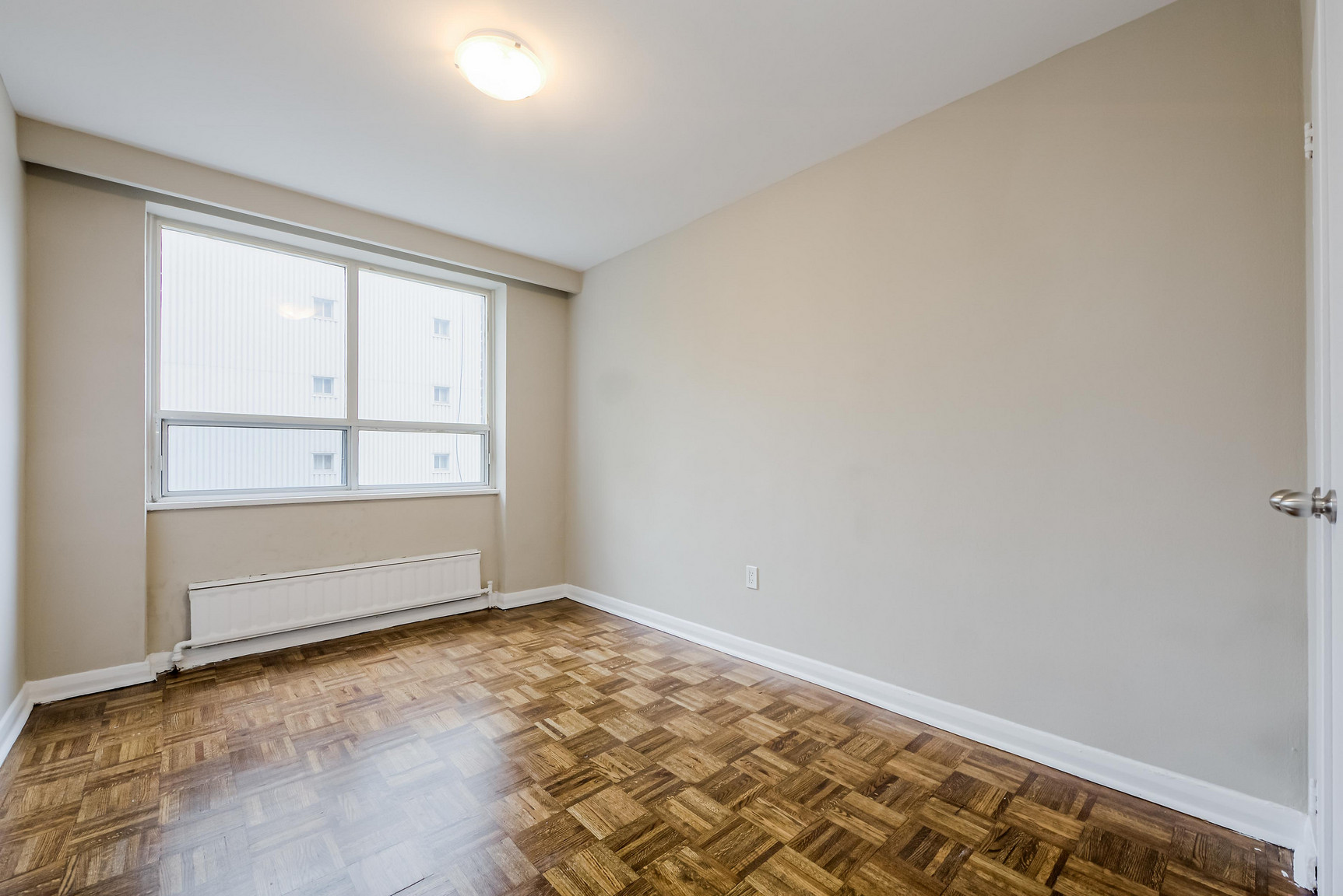 225-227 Cosburn Ave - Photo 23