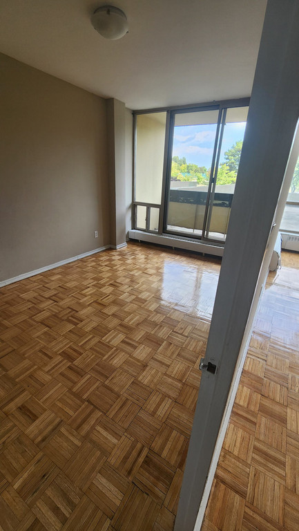 Maplegrove Apartments