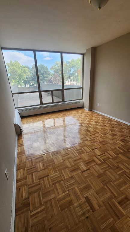 Maplegrove Apartments