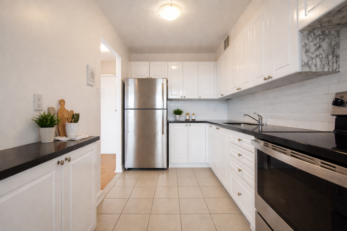 Maplegrove Apartments