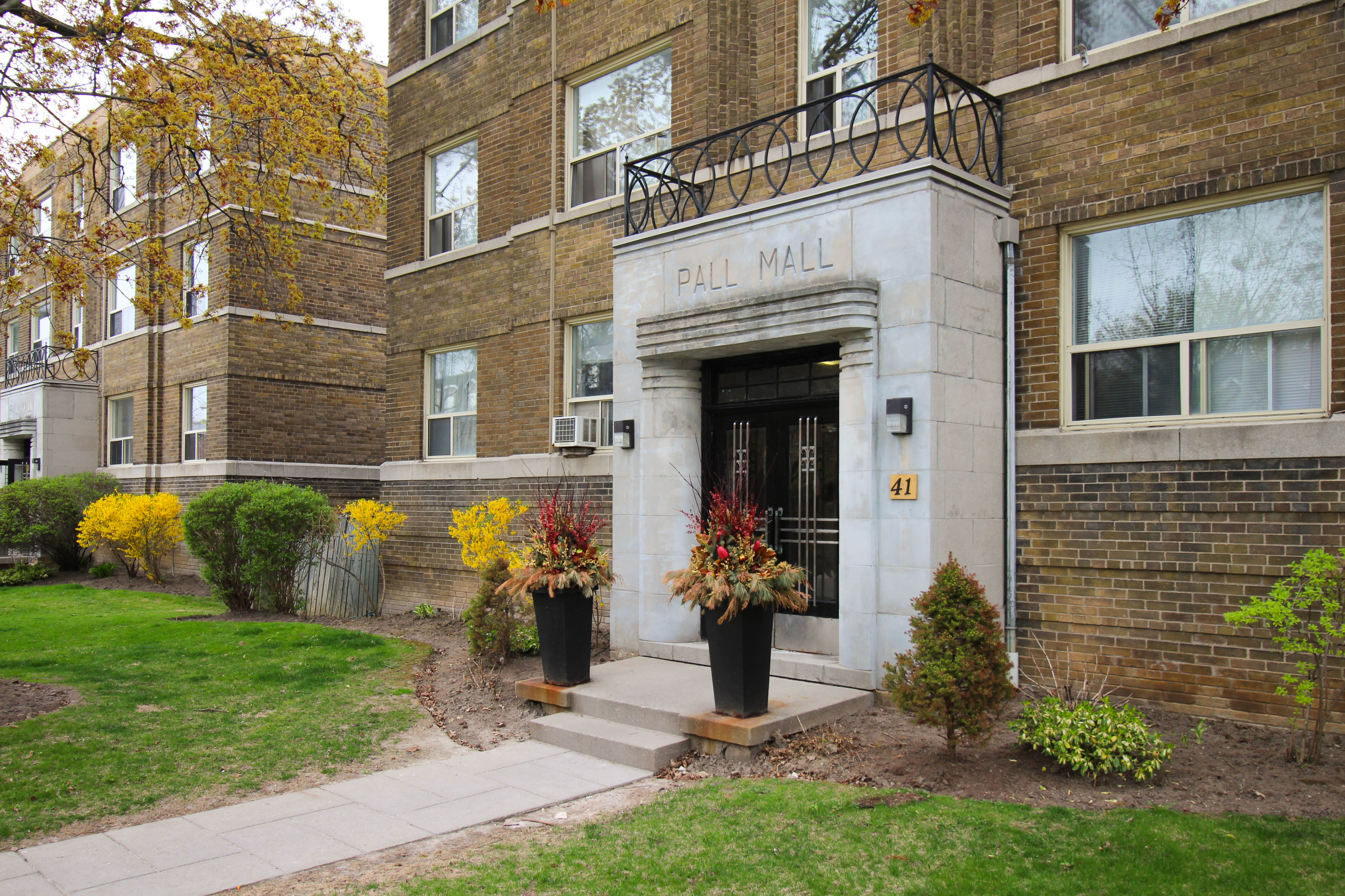 41 & 45 Lorindale Ave, Toronto, ON M5M 3C3 — photo 1
