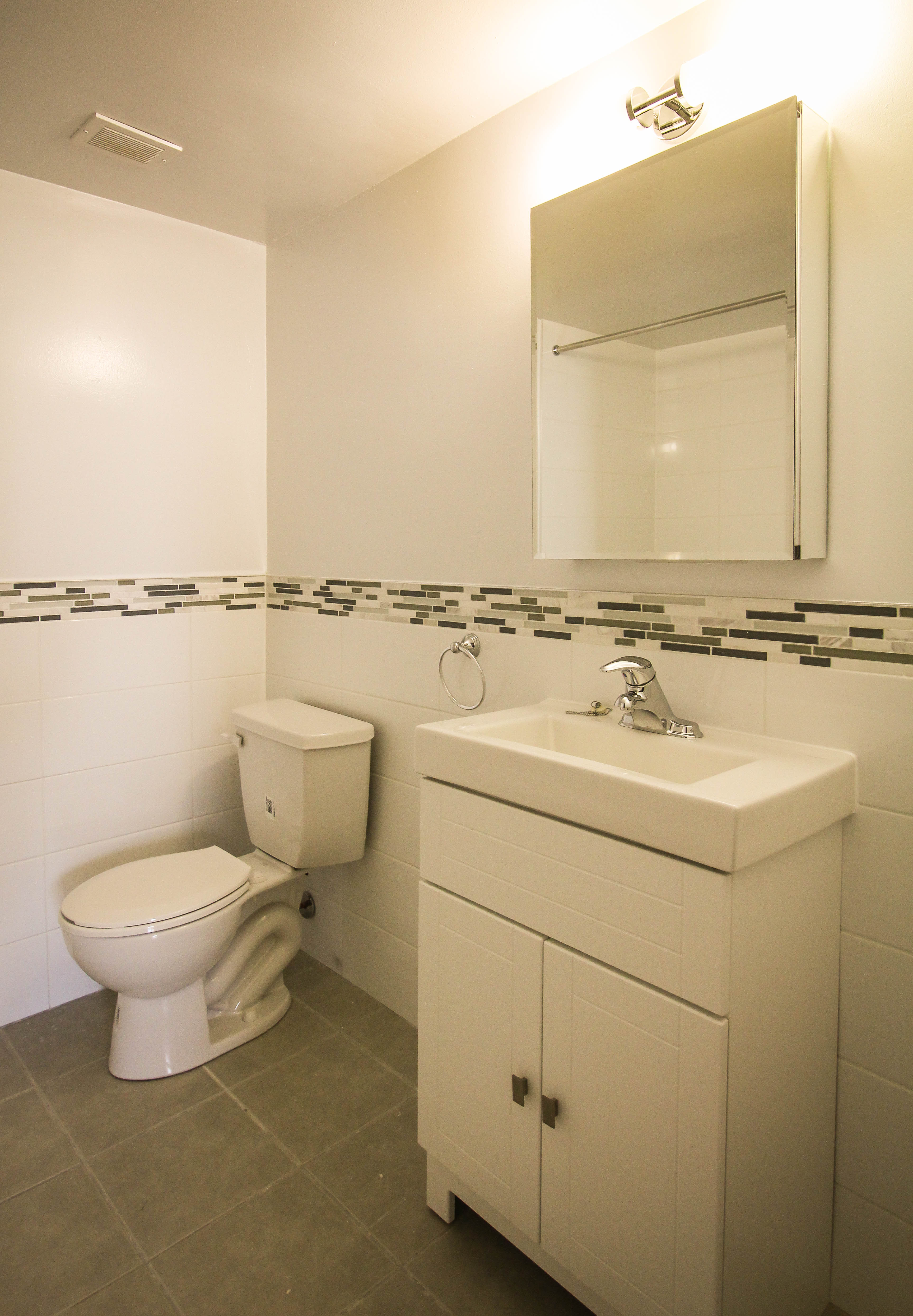 90 Cordova Ave, Toronto, ON M9A 2H8 — photo 3