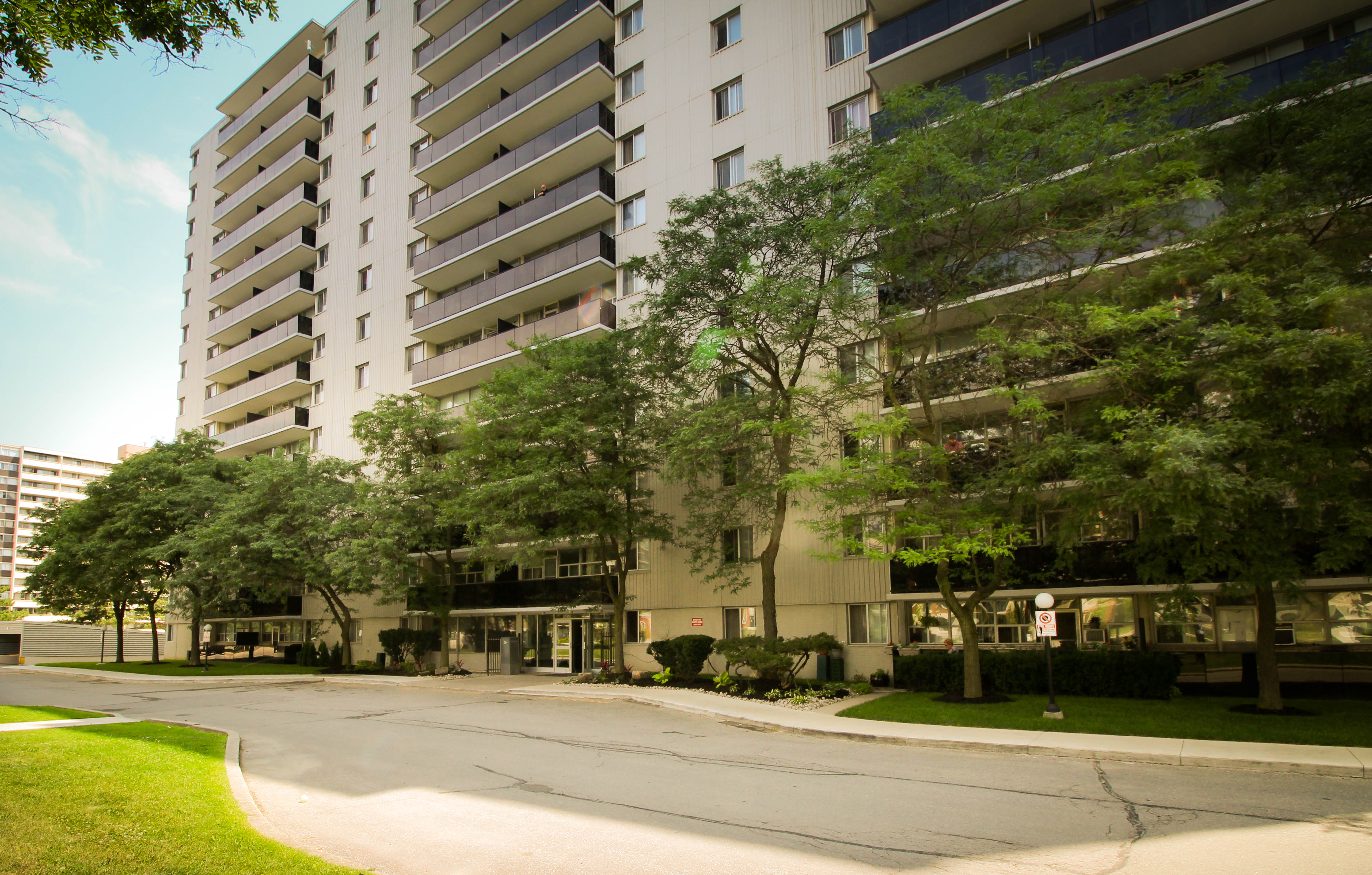 1850 Bloor St E, Mississauga, ON L4X 1T3 — photo 1