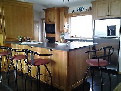 670 Sask Cres E, Saskatoon Executive Home | 3 Bedrooms | 3 Bathrooms - Photo 7