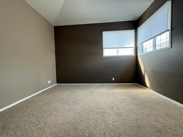 110 Meadowlark Park, Warman 2-Storey Semi Detached | 3 Bedrooms + Bonus Room - Photo 14