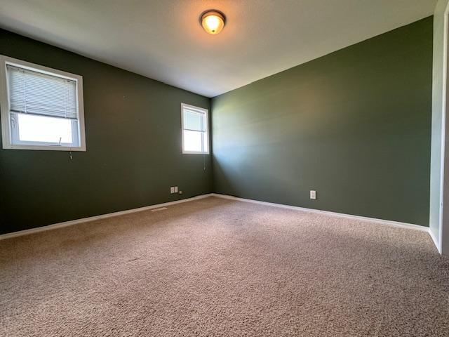 110 Meadowlark Park, Warman 2-Storey Semi Detached | 3 Bedrooms + Bonus Room - Photo 18