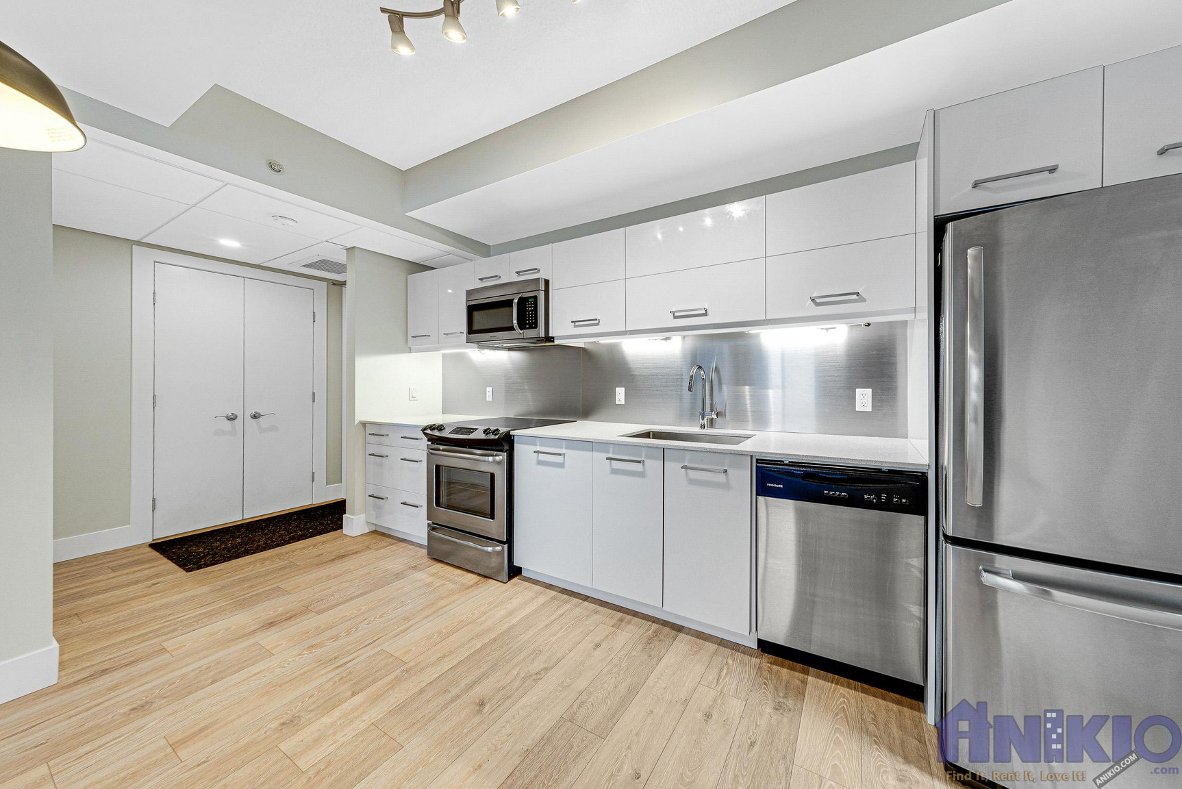  2 Bedroom | 2 Bathroom | 219 - 404 Avenue C South - Photo 14