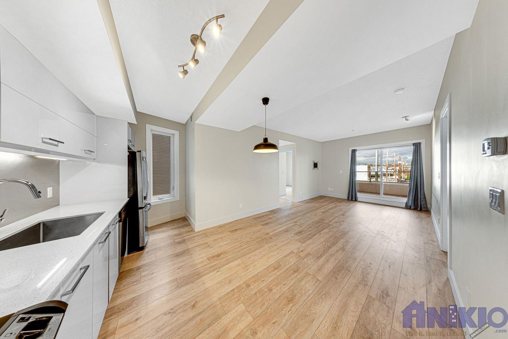  2 Bedroom | 2 Bathroom | 219 - 404 Avenue C South - Photo 12