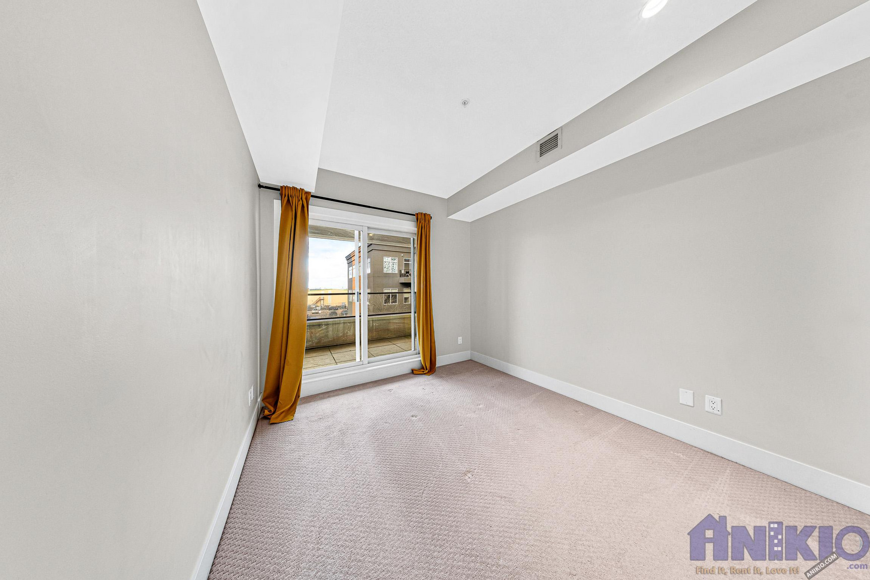  2 Bedroom | 2 Bathroom | 219 - 404 Avenue C South - Photo 5